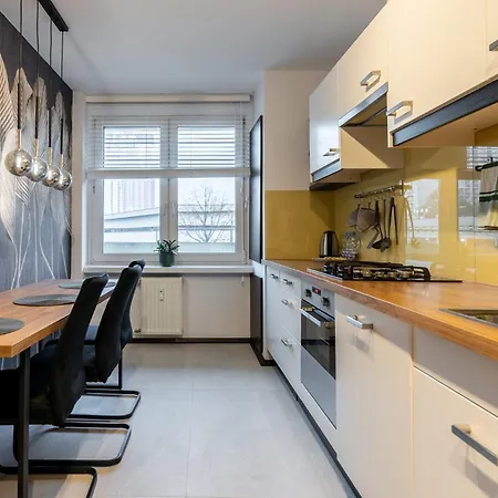 Spodek Glamour By Bookinghost Katowice