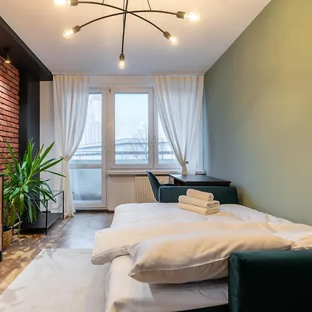 Spodek Glamour By Bookinghost Katowice