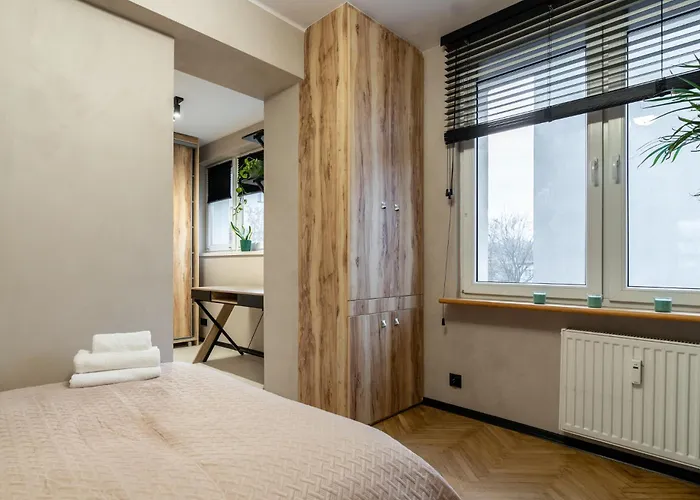 Spodek Glamour By Bookinghost *